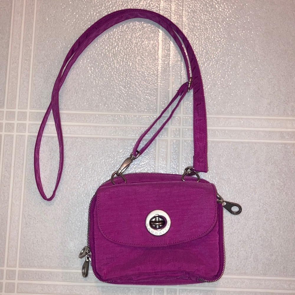 Baggallini small purse
